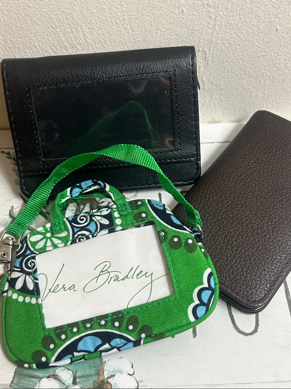 Vera Bradley  Luggage Tag, Black card holder, dark, brown wallet card holder.(3)